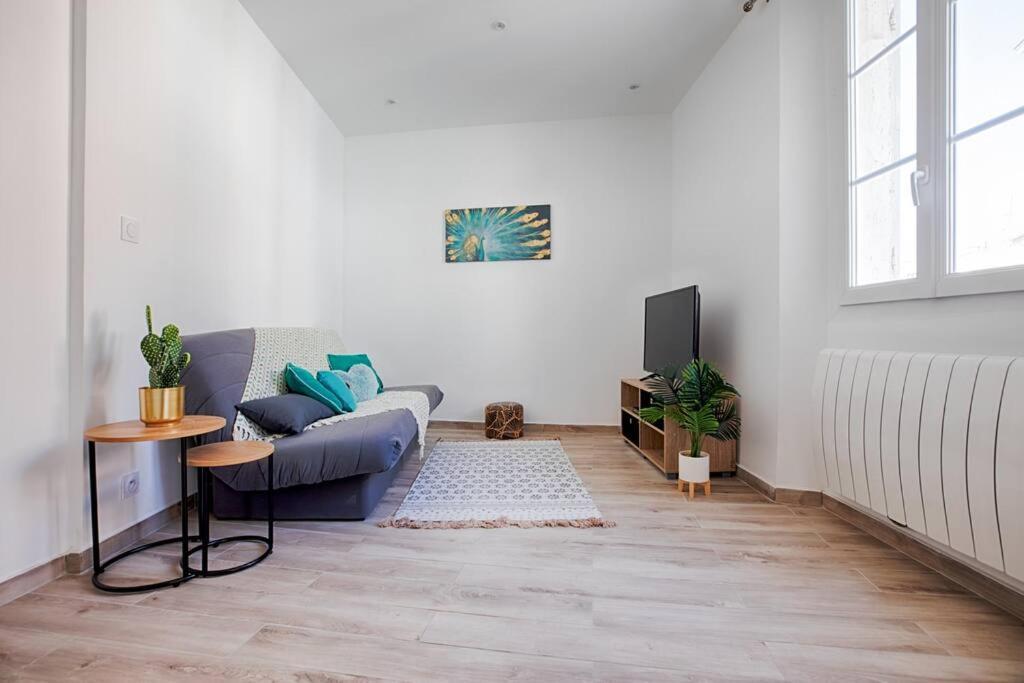 Appartement Joli T3 Avec Balcon - Gare St-charles A 50 M Marseille